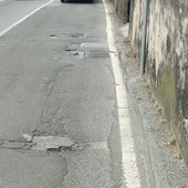 Emergenza buche a Imperia: l’iniziativa di un cittadino olandese Emergenza buche a Imperia: l’iniziativa di un cittadino olandese
