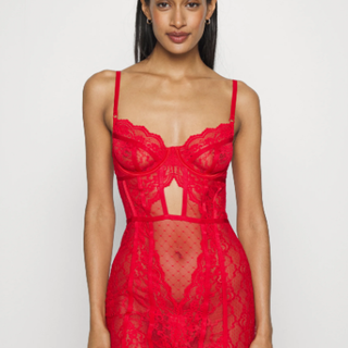 La seducente eleganza del babydoll, come abbinarlo per creare look originali