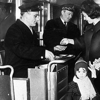 L’AMARCORD DEL SABATO. Quando sui bus c’era il bigliettaio e...tutti pagavano. Nel luglio del 1984 Imperia dice stop