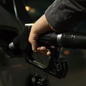 Furti di carburante sulla A10, arrestato un uomo di 28 anni Furti di carburante sulla A10, arrestato un uomo di 28 anni