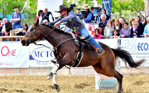 Barrel on the Beach ad Arma di Taggia