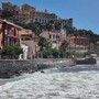 Mareggiata tra Borgo Foce e Borgo Cappuccini: onde spettacolari si infrangono sulla costa (Video)