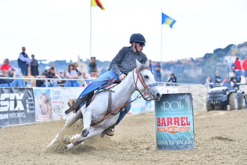 'Barrel on the Beach' ad Arma di Taggia 'Barrel on the Beach' ad Arma di Taggia