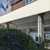 Tentano di rubargli il bancomat allo sportello, imperiese mette in fuga due uomini e chiama i carabinieri Tentano di rubargli il bancomat allo sportello, imperiese mette in fuga due uomini e chiama i carabinieri