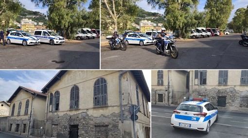 Imperia, blitz della polizia locale all’ex Italcementi: trovati giacigli nelle palazzine sull’Argine sinistro Imperia, blitz della polizia locale all’ex Italcementi: trovati giacigli nelle palazzine sull’Argine sinistro