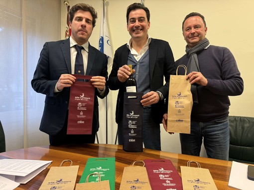 "Bevi giusto, bevi ligure", parte la campagna per un consumo consapevole del vino nei ristoranti