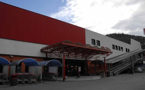 Coop Liguria acquisisce il Bennet di Pontedassio
