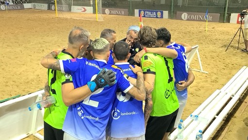 Sabbia, stelle e passione: parte da San Bartolomeo al Mare il Lauretana Beach Soccer Tour Sabbia, stelle e passione: parte da San Bartolomeo al Mare il Lauretana Beach Soccer Tour