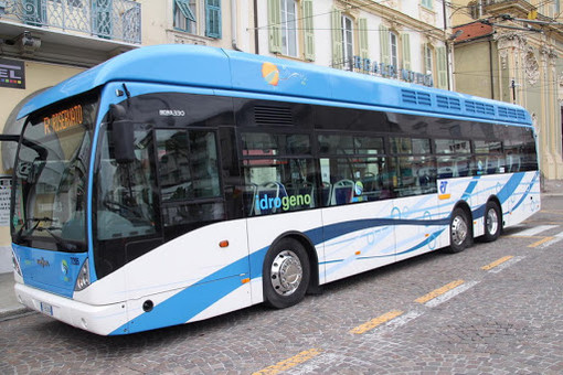 Riviera Trasporti cerca autisti d'autobus a tempo indeterminato dotati di Patente D e in possesso di CQC