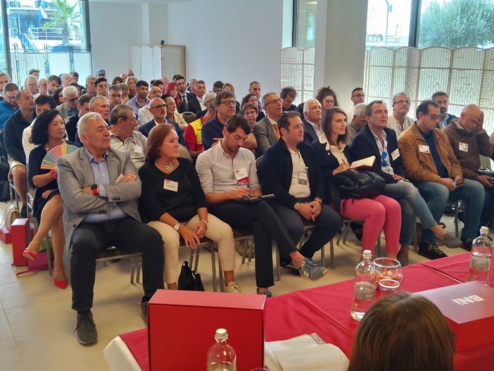 Al Castellaro Golf Resort la convention di Area 58 Riviera dei Fiori di Bni Al Castellaro Golf Resort la convention di Area 58 Riviera dei Fiori di Bni