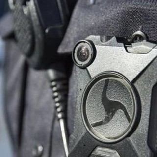 Sicurezza a Imperia, arrivano le body cam per la polizia municipale: riprenderanno quello che avviene durante le ore di servizio Sicurezza a Imperia, arrivano le body cam per la polizia municipale: riprenderanno quello che avviene durante le ore di servizio