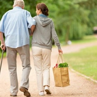 In Liguria 705 domande accolte per il bonus badanti In Liguria 705 domande accolte per il bonus badanti