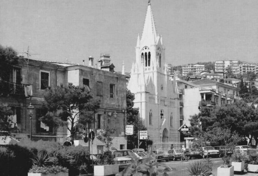 ACCADDE OGGI, 8 LUGLIO 1981. Sabotaggi, incidenti e serrate dei commercianti: salta l’isola pedonale voluta a Borgo Marina dal Comune? ACCADDE OGGI, 8 LUGLIO 1981. Sabotaggi, incidenti e serrate dei commercianti: salta l’isola pedonale voluta a Borgo Marina dal Comune?