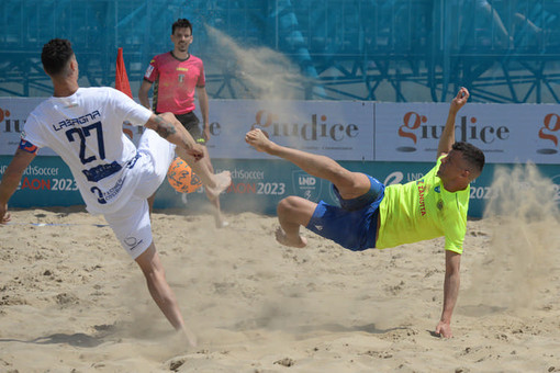 A Imperia si gioca a piedi nudi, arriva il Beach Soccer Tour 2025