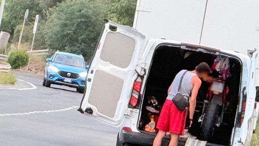 Barcheto, tornano le gare clandestine di moto e auto: residenti esasperati Barcheto, tornano le gare clandestine di moto e auto: residenti esasperati