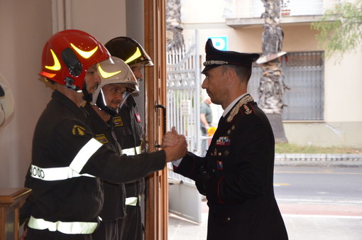 Strage di Castel D'Azzano, un commosso omaggio ai caduti dell’Arma da parte dei vigili del fuoco di Imperia Strage di Castel D'Azzano, un commosso omaggio ai caduti dell’Arma da parte dei vigili del fuoco di Imperia