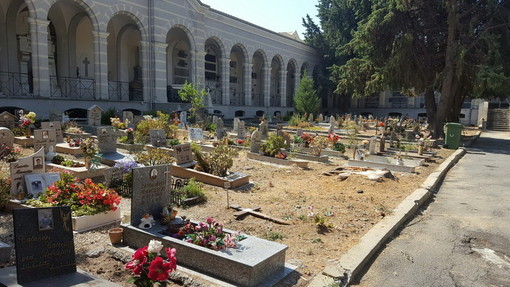 Imperia, resti mortali  smarriti nel cimitero di Porto Maurizio,  prima udienza davanti alla giudice De Sanctis