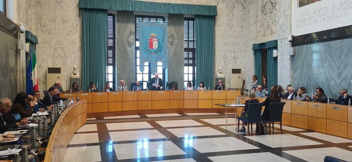Porto di Imperia, il Piano da 148 milioni in Consiglio: bagarre sui tempi e sui costi Porto di Imperia, il Piano da 148 milioni in Consiglio: bagarre sui tempi e sui costi