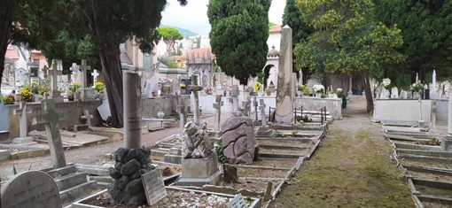 Rispolverata una petizione del 2020 contro il tempio crematorio nel cimitero di Oneglia Rispolverata una petizione del 2020 contro il tempio crematorio nel cimitero di Oneglia