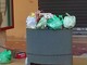 Imperia, cestini che traboccano in centro: cittadini in rivolta sul web Imperia, cestini che traboccano in centro: cittadini in rivolta sul web