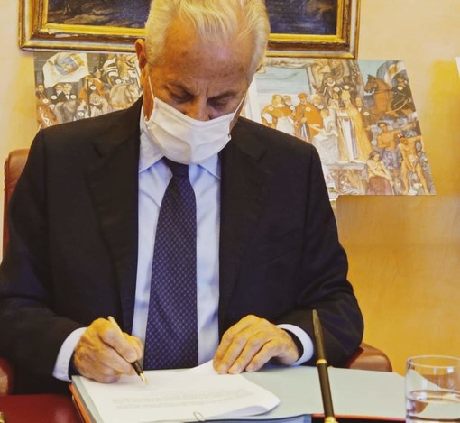 Imperia: il Sindaco Claudio Scajola presenta alla città il resoconto del lavoro svolto nella prima metà del mandato