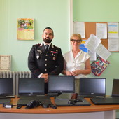 Furti alla scuola "Nazario Sauro" di Imperia: denunciati due uomini, recuperata gran parte della refurtiva Furti alla scuola "Nazario Sauro" di Imperia: denunciati due uomini, recuperata gran parte della refurtiva