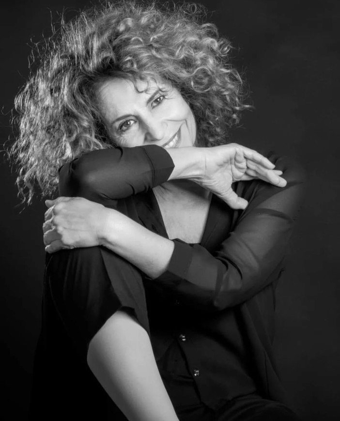 Cloris Brosca in Hostages al teatro dell'Albero di San Lorenzo al mare Cloris Brosca in Hostages al teatro dell'Albero di San Lorenzo al mare