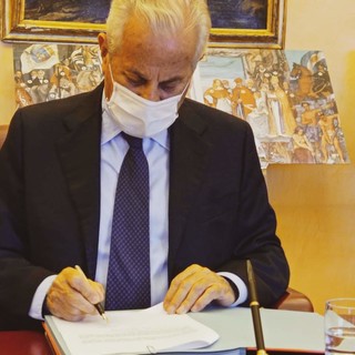 Imperia: il Sindaco Claudio Scajola presenta alla città il resoconto del lavoro svolto nella prima metà del mandato