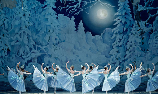 Schiaccianoci', spettacolo di balletto al Palais Nikaïa di Nizza