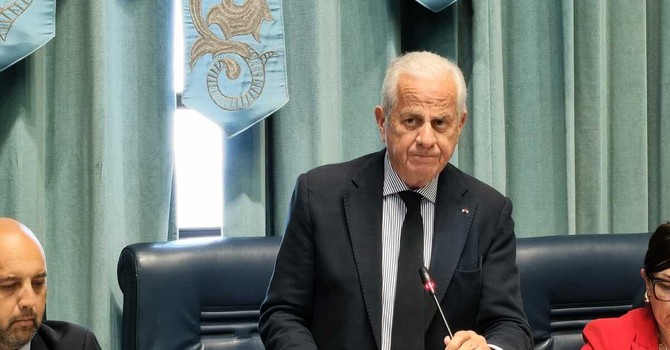 Lari e Scajola alleati contro un giornale  locale: scatta la linea dura dopo la pubblicazione di stralci d’inchiesta