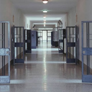 Giovane muore in carcere, la famiglia da Imperia chiede giustizia: "Non si è suicidato"