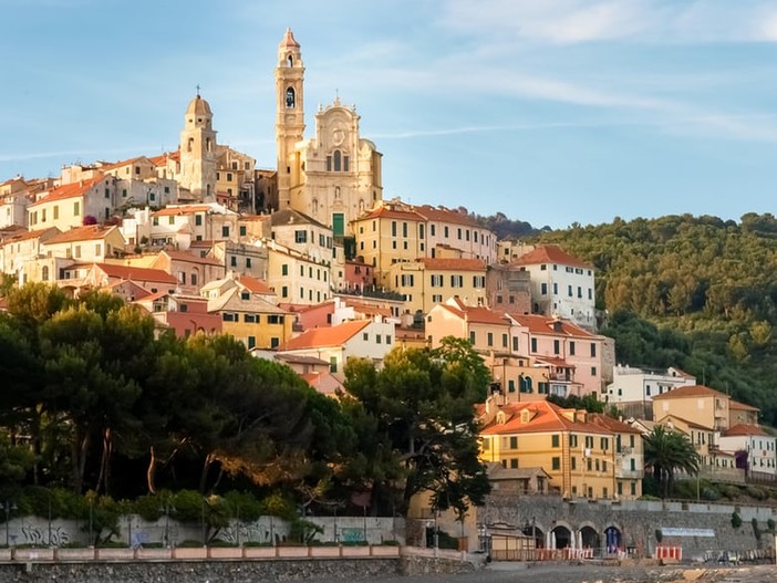 Cervo convoca la prima riunione del consiglio comunale dopo la riconferma di Lina Cha