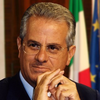 19 APRILE 1995. Scajola presenta la sua futura giunta, ma non andò così: sindaco sarà Davide Berio e la squadra dell'ex ministro non "scese mai in campo"