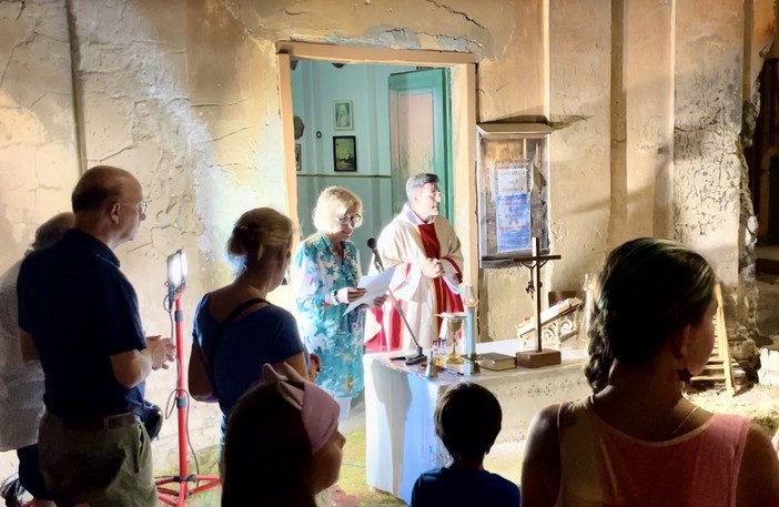 Diano Marina ricorda Alessandro Ferrari il vigile urbano vittima dell'attentato di via Palestro Diano Marina ricorda Alessandro Ferrari il vigile urbano vittima dell'attentato di via Palestro