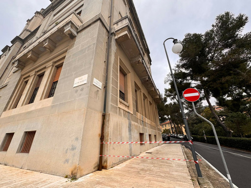 Imperia, al via i lavori di restauro delle facciate di Palazzo Civico