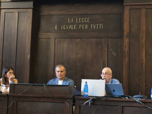 IMPERIA CALCIO. La conferenza stampa:  lavori alle strutture ancora in salita e ritiro lontano da Imperia  (Video)