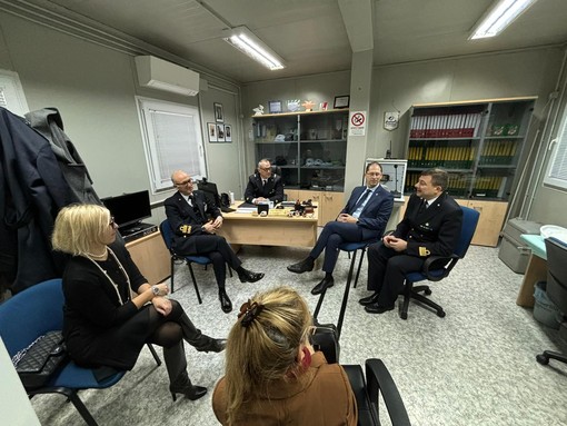 Diano Marina, l'ammiraglio Carlone incontra il sindaco Za: "Una  gradita visita che rinnova lo spirito di collaborazione con la città"