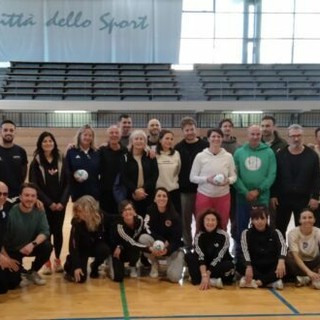 Corso di aggiornamento sulla pallapugno al Palazzetto dello Sport di Imperia