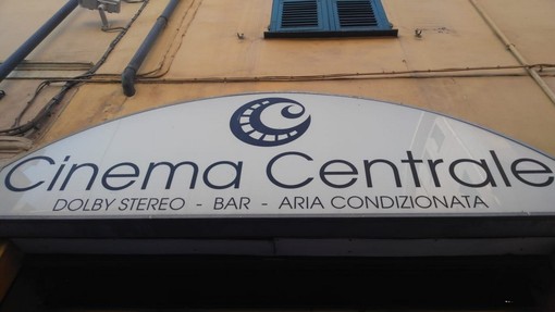 ACCADDE OGGI, 15 APRILE 1982. Il Comune vuole chiudere il cinema Centrale per trasformarlo in un parcheggio