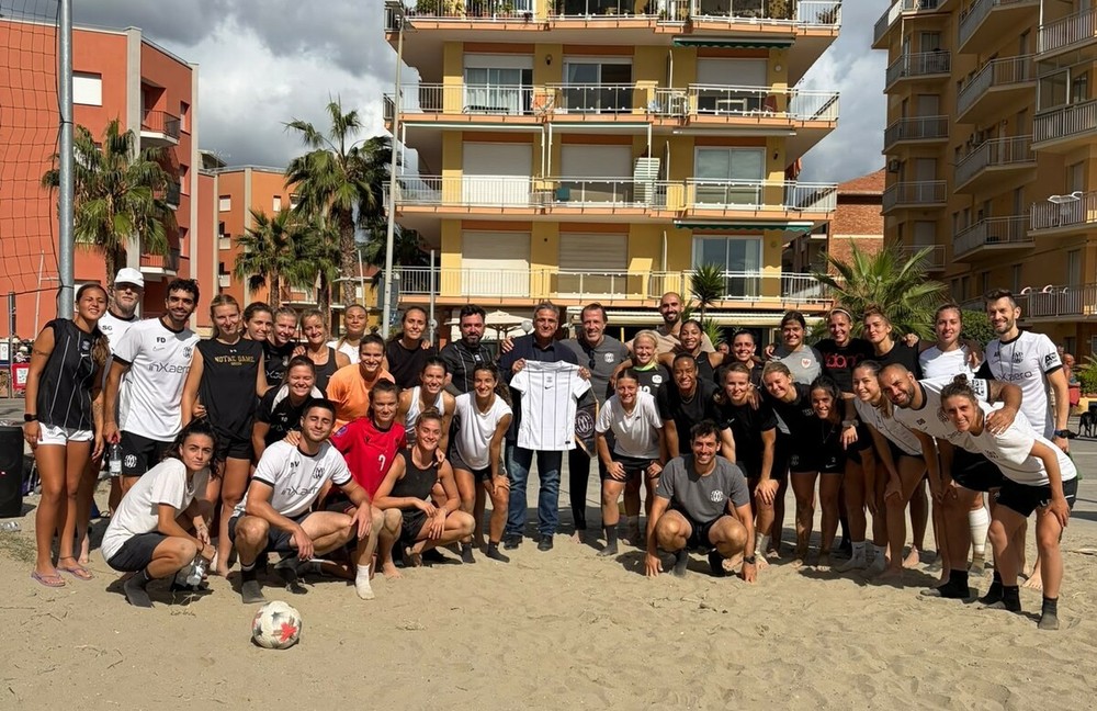 Il Como Women sceglie San Bartolomeo: allenamenti in spiaggia per le ragazze Il Como Women sceglie San Bartolomeo: allenamenti in spiaggia per le ragazze
