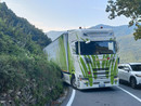 Ordinanza ritirata, ma la Statale 28 resta un pericolo per i tir