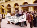 16 APRILE 1977. I camalli imperiesi occupano il Comune: "Difenderemo il futuro del porto commerciale". In ballo il progetto per realizzare maxi silos