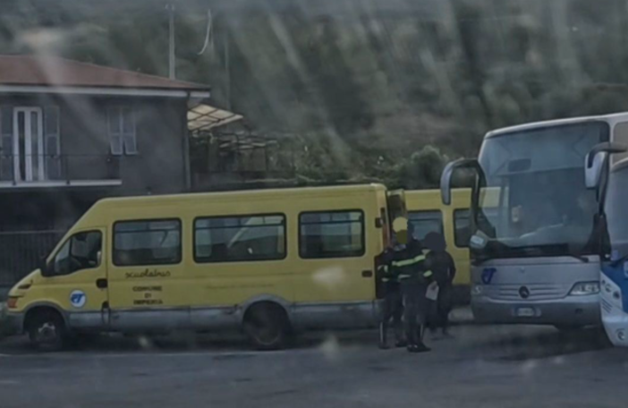 Val Tanaro, sequestrati bus RT Piemonte per il trasporto scolastico: indagini in corso