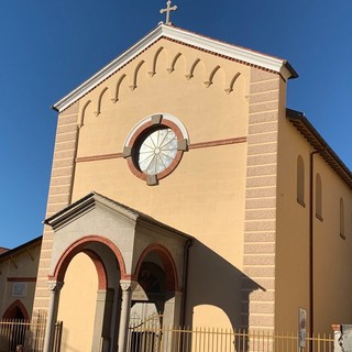 Ora anche a Imperia risuona la campana per la vita, rintocchi quotidiani alle 20