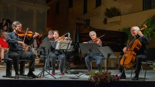 Concerto dei Docenti della XXXVI Accademia Internazionale Estiva di Cervo Concerto dei Docenti della XXXVI Accademia Internazionale Estiva di Cervo