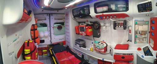 Una nuova ambulanza per la Croce Crossa di Pontedassio Una nuova ambulanza per la Croce Crossa di Pontedassio