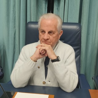 Imperia, pista ciclabile e posa tubo del Roja, Scajola: "Tempo scaduto, settimana prossima consegneremo il cantiere all'impresa" Imperia, pista ciclabile e posa tubo del Roja, Scajola: "Tempo scaduto, settimana prossima consegneremo il cantiere all'impresa"