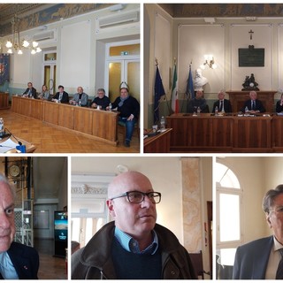 Emergenze bollette idriche, un tavolo permanente con le associazioni di categoria (video) Emergenze bollette idriche, un tavolo permanente con le associazioni di categoria (video)