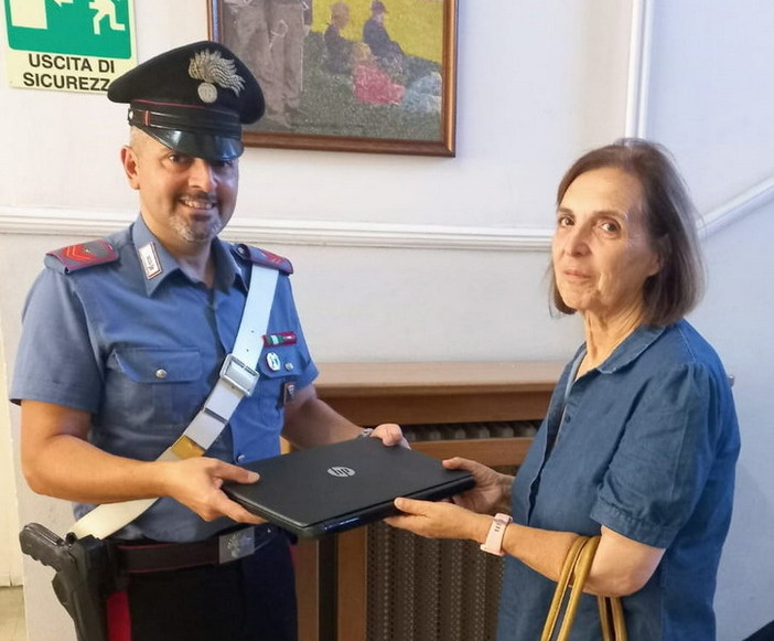 Con 160 pattuglie impegnate, massicci controlli dei Carabinieri nel fine settimana Con 160 pattuglie impegnate, massicci controlli dei Carabinieri nel fine settimana