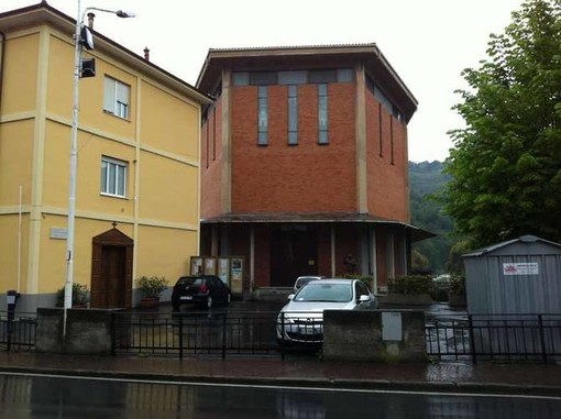 Imperia, polizia municipale in lutto: muore a soli 59 anni il vigile urbano in pensione Massimo Cacciò Imperia, polizia municipale in lutto: muore a soli 59 anni il vigile urbano in pensione Massimo Cacciò